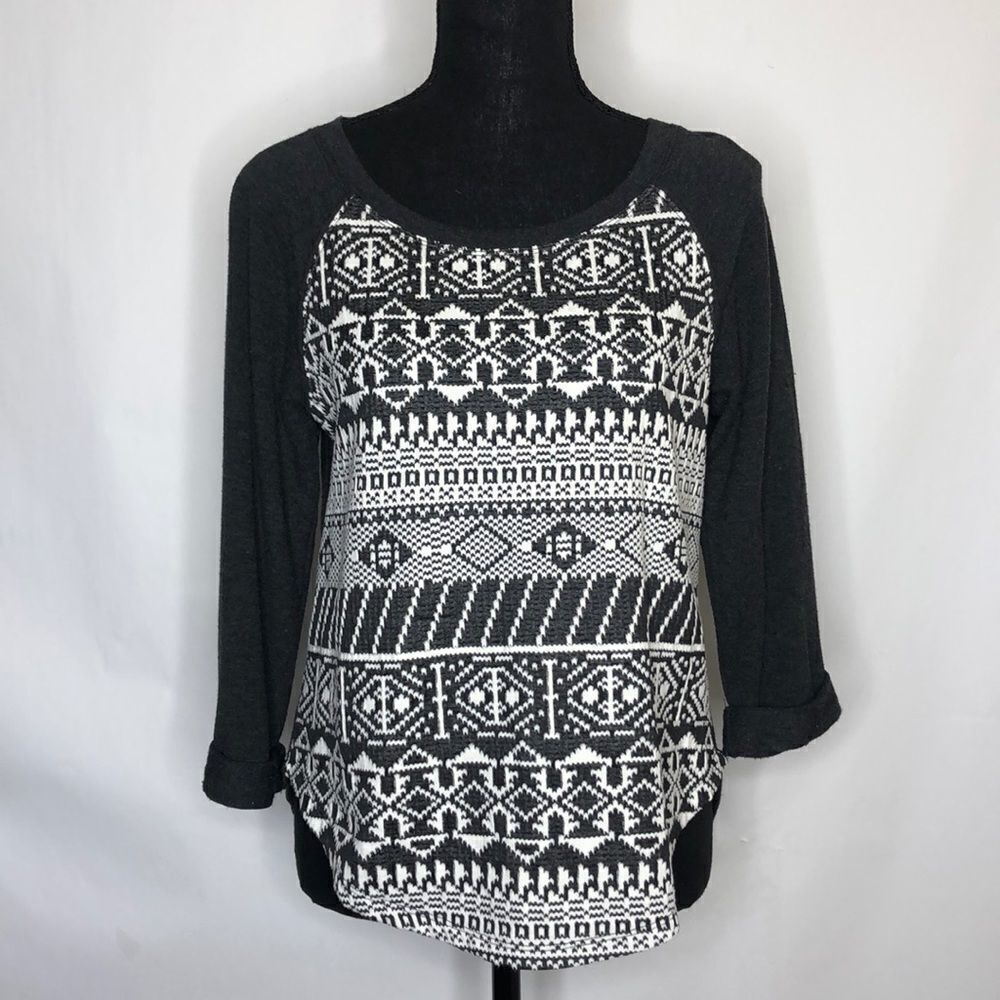 Eyeshadow woman’s top  